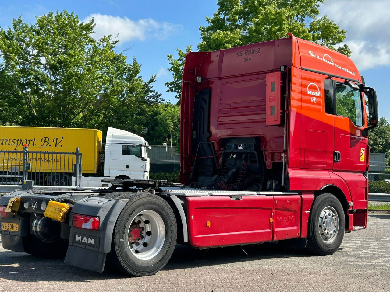 MAN TGX NL Truck / ADR / apk - وحدة جر: صورة 2 MAN TGX NL Truck / ADR / apk - وحدة جر: صورة 2