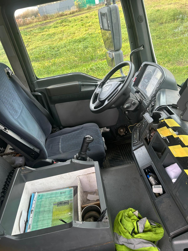 MAN TGA 26.310 - شاحنة ستارة: صورة 4 MAN TGA 26.310 - شاحنة ستارة: صورة 4