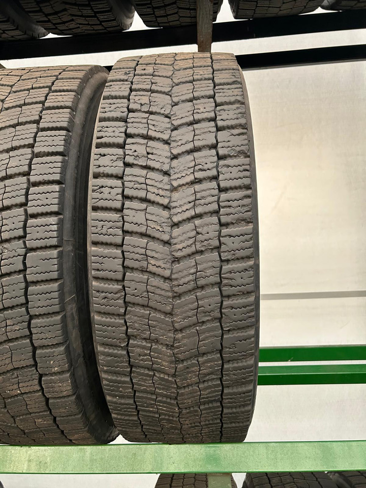 MICHELIN - إطارات - عربة مقطورة: صورة 3 MICHELIN - إطارات - عربة مقطورة: صورة 3