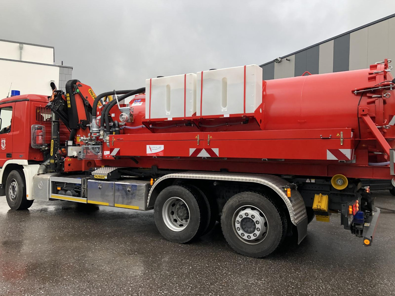 Abrollcontainer 10m³ Feuerwehr Wassertank - حاوية هوك لفت: صورة 1 Abrollcontainer 10m³ Feuerwehr Wassertank - حاوية هوك لفت: صورة 1