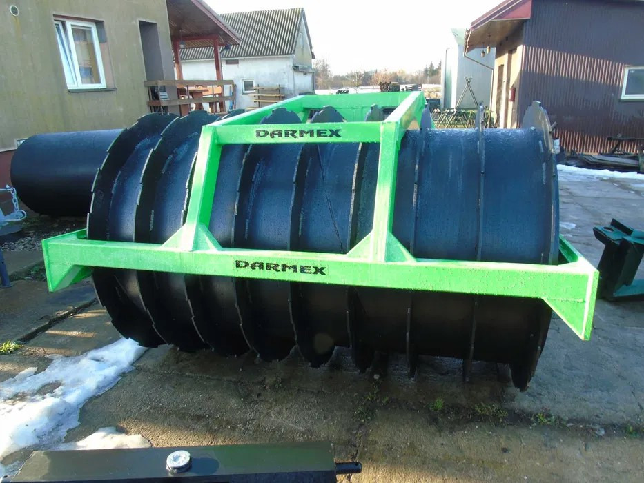 Darmex Silowalze / Silage compaction roller / Rouleau de l’ensilage / Rullo /Rodillo / Wał do gniecenia pryzm 2,2 m - اسطوانة المزرعة: صورة 3 Darmex Silowalze / Silage compaction roller / Rouleau de l’ensilage / Rullo /Rodillo / Wał do gniecenia pryzm 2,2 m - اسطوانة المزرعة: صورة 3