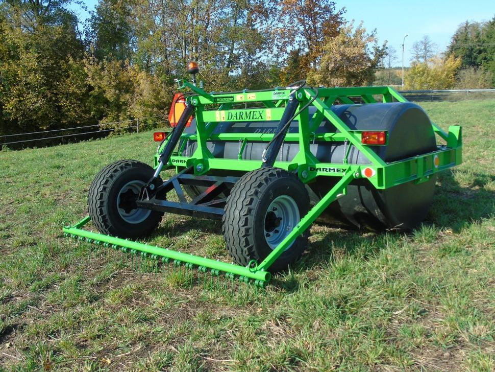 Darmex Wiesenwalze / Meadow roller / Rouleau de prairie / Rullo liscio / Каток луговой / Wał łąkowy 3 m - اسطوانة المزرعة: صورة 4 Darmex Wiesenwalze / Meadow roller / Rouleau de prairie / Rullo liscio / Каток луговой / Wał łąkowy 3 m - اسطوانة المزرعة: صورة 4