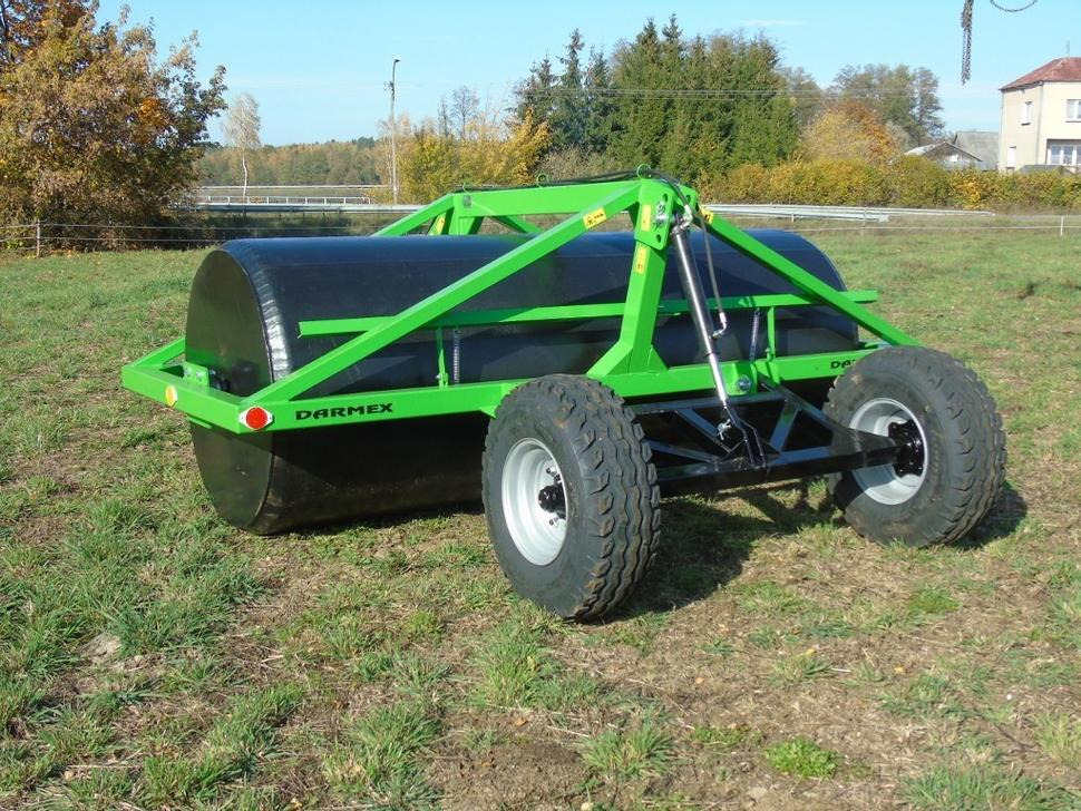 Darmex Wiesenwalze / Meadow roller / Rouleau de prairie / Rullo liscio / Каток луговой / Wał łąkowy - اسطوانة المزرعة: صورة 4 Darmex Wiesenwalze / Meadow roller / Rouleau de prairie / Rullo liscio / Каток луговой / Wał łąkowy - اسطوانة المزرعة: صورة 4