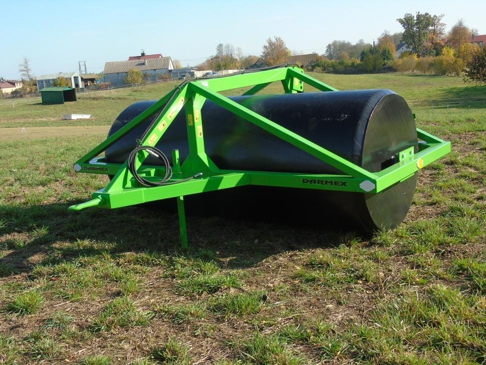 Darmex Wiesenwalze / Meadow roller / Rouleau de prairie / Rullo liscio / Каток луговой / Wał łąkowy - اسطوانة المزرعة: صورة 2 Darmex Wiesenwalze / Meadow roller / Rouleau de prairie / Rullo liscio / Каток луговой / Wał łąkowy - اسطوانة المزرعة: صورة 2
