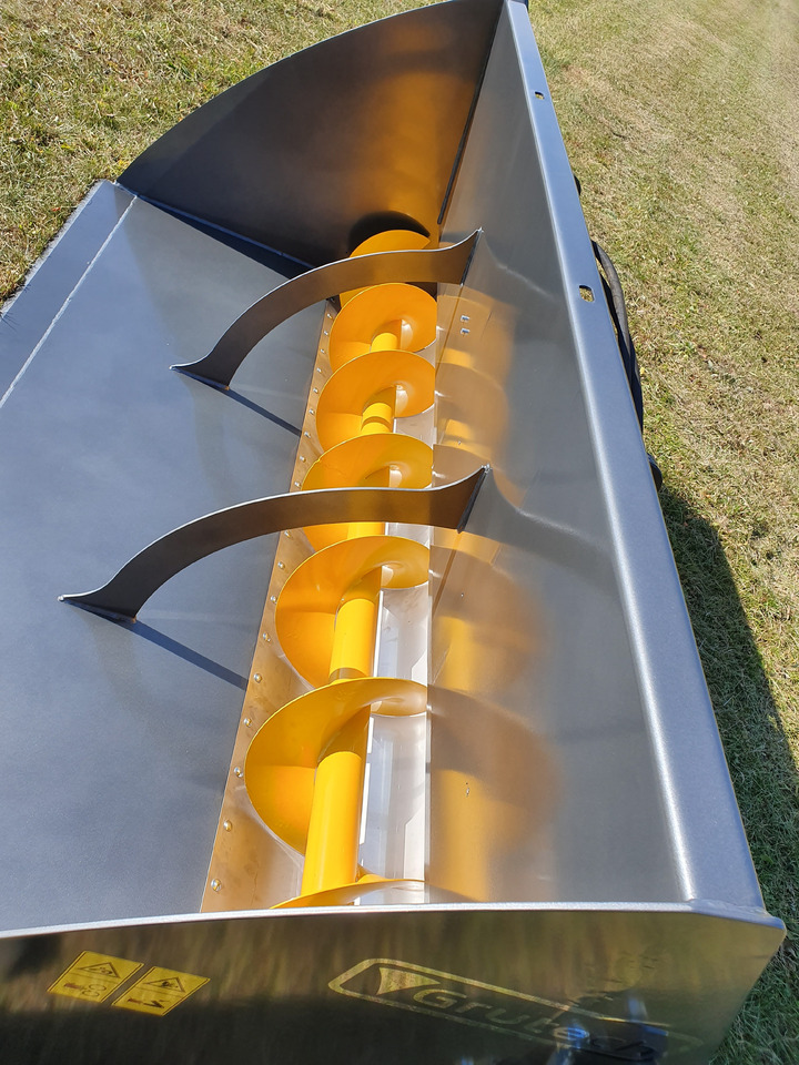 Grutech Futterverteiler / Bucket with screw / Godet avec vis / Cazo con sinfín / Benna con coclea / Ковш со шнеком / Łyżka ze ślimakiem 1,6 m - بكت شيول - الآلات الزراعية: صورة 4 Grutech Futterverteiler / Bucket with screw / Godet avec vis / Cazo con sinfín / Benna con coclea / Ковш со шнеком / Łyżka ze ślimakiem 1,6 m - بكت شيول - الآلات الزراعية: صورة 4
