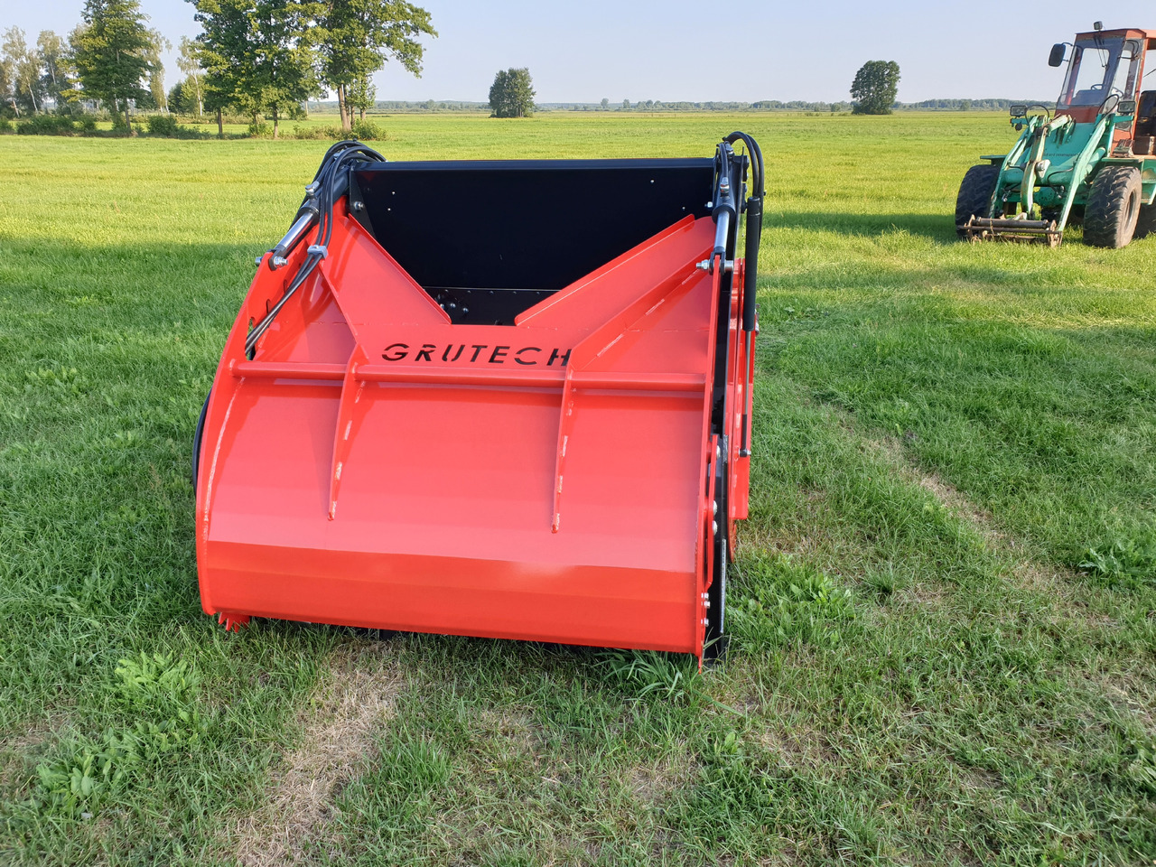 Grutech Futterverteilschaufel / Silage mixer bucket / Godet desileur / Łyżka do zadawania paszy - معدات السيلاج: صورة 2 Grutech Futterverteilschaufel / Silage mixer bucket / Godet desileur / Łyżka do zadawania paszy - معدات السيلاج: صورة 2