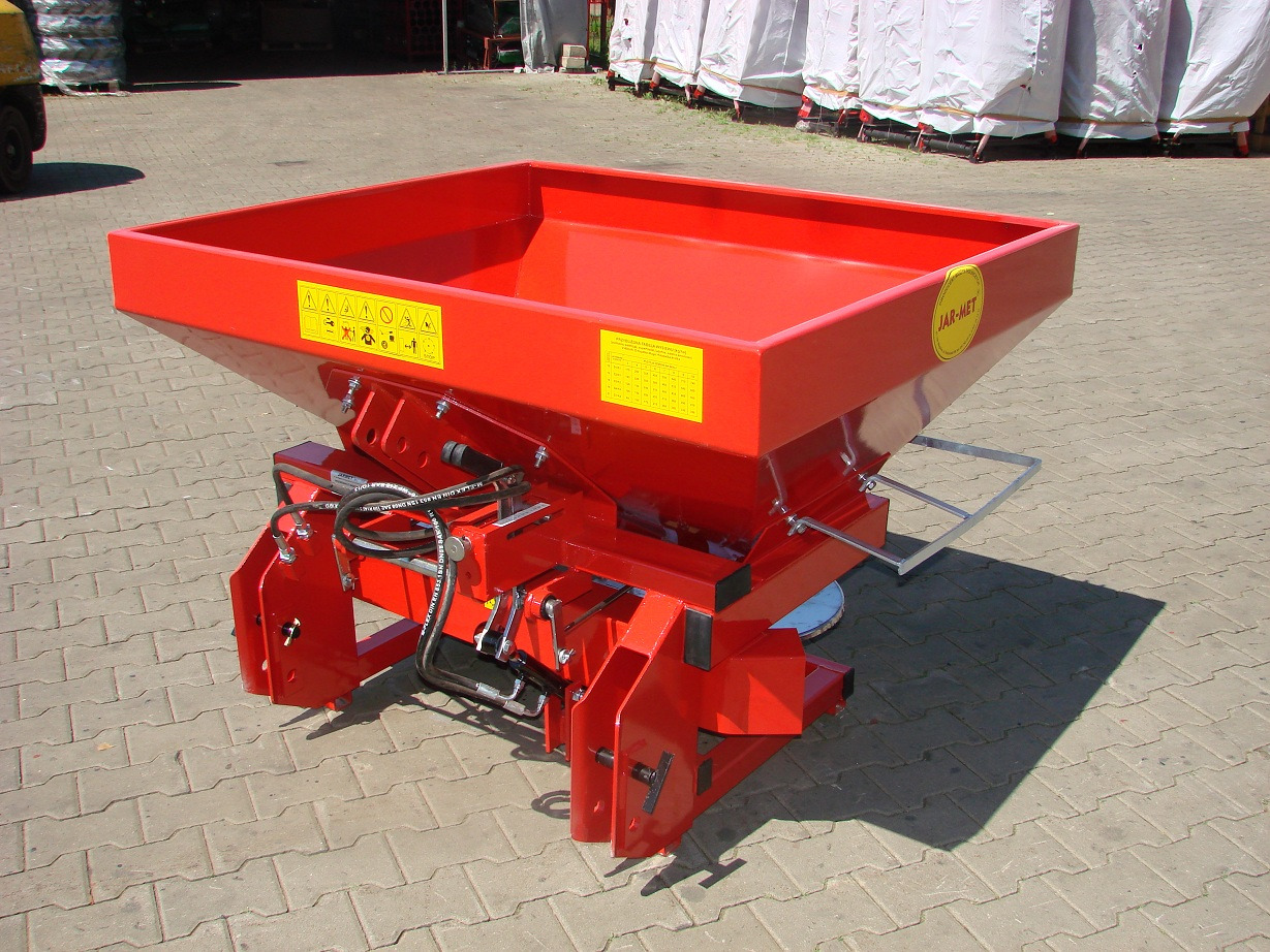 JAR-MET Düngerstreuer / Fertilizer spreader / Epandeur d'engrais / Rozsiewacz nawozu 800 kg - آلة رش السماد: صورة 3 JAR-MET Düngerstreuer / Fertilizer spreader / Epandeur d'engrais / Rozsiewacz nawozu 800 kg - آلة رش السماد: صورة 3