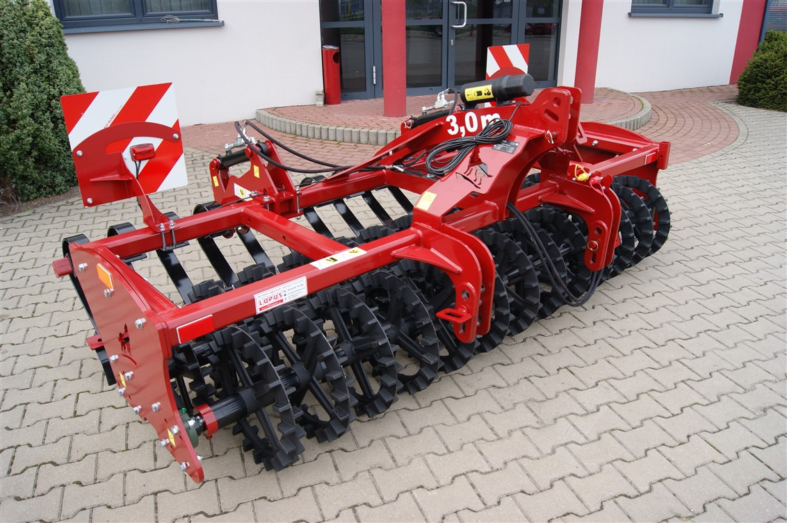 Lupus Crosskillwalze / Crosskill roller / Rouleau tandem avant Crosskill / Rodillo tándem delantero Wał przedni tandem Crosskill 3 m - اسطوانة المزرعة: صورة 1 Lupus Crosskillwalze / Crosskill roller / Rouleau tandem avant Crosskill / Rodillo tándem delantero Wał przedni tandem Crosskill 3 m - اسطوانة المزرعة: صورة 1