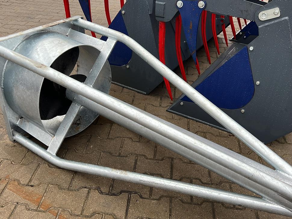METAL-TECHNIK Güllermixer / Slurry agitator / Agitateur de lisier / Miscelatore / Смеситель жидкого удобрения / Mieszadło do gnojowicy 5,4 m - معدات التسميد: صورة 1 METAL-TECHNIK Güllermixer / Slurry agitator / Agitateur de lisier / Miscelatore / Смеситель жидкого удобрения / Mieszadło do gnojowicy 5,4 m - معدات التسميد: صورة 1