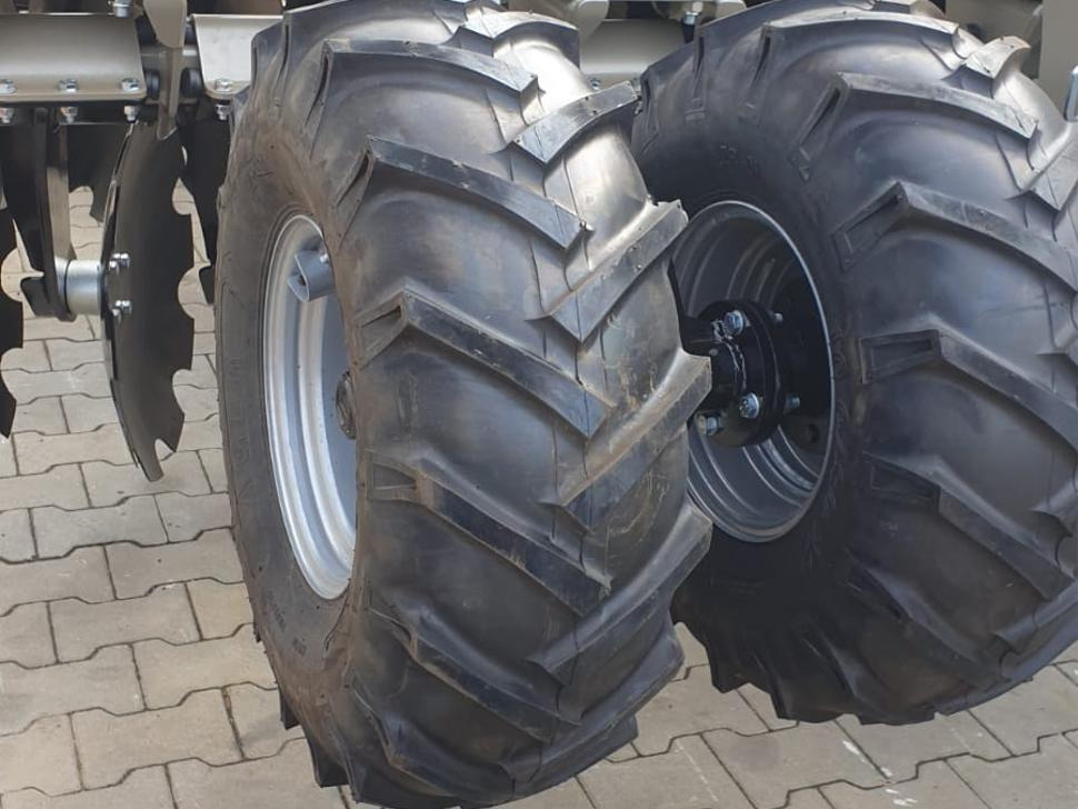 ROLEX Hydraulische Scheibenegge / Hydraulic discs harrow / Dechaumeur à disques / Erpice a dischi / Дисковая гидравлическая борона тип лёгкий с тележкой / Brona talerzowa hydraulicznie składana lekka ROLEX Hydraulische Scheibenegge / Hydraulic discs harrow / Dechaumeur à disques / Erpice a dischi / Дисковая гидравлическая борона тип лёгкий с тележкой / Brona talerzowa hydraulicznie składana lekka: صورة 19 ROLEX Hydraulische Scheibenegge / Hydraulic discs harrow / Dechaumeur à disques / Erpice a dischi / Дисковая гидравлическая борона тип лёгкий с тележкой / Brona talerzowa hydraulicznie składana lekka ROLEX Hydraulische Scheibenegge / Hydraulic discs harrow / Dechaumeur à disques / Erpice a dischi / Дисковая гидравлическая борона тип лёгкий с тележкой / Brona talerzowa hydraulicznie składana lekka: صورة 19