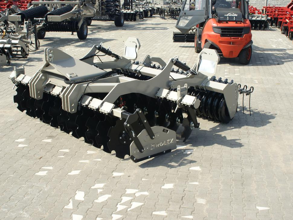 ROLEX Scheibenegge / Discs harrow / Dechaumeur à disques / Erpice a dischi / Дисковая борона / Brona talerzowa 3 m - قرص مسلفة: صورة 1 ROLEX Scheibenegge / Discs harrow / Dechaumeur à disques / Erpice a dischi / Дисковая борона / Brona talerzowa 3 m - قرص مسلفة: صورة 1