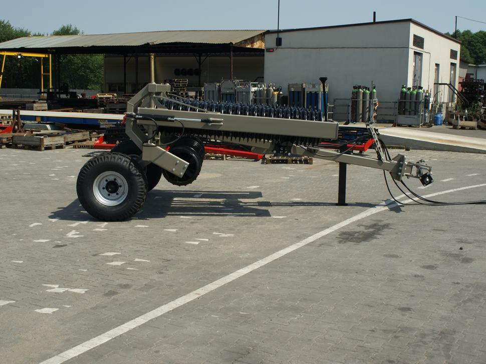 Rolex Ackerwalze / Sowing roller / Rouleau Cambridge / Attrezzi per rullatura / Rodillo / Посевной каток / Wał posiewny 6,3 m - اسطوانة المزرعة: صورة 3 Rolex Ackerwalze / Sowing roller / Rouleau Cambridge / Attrezzi per rullatura / Rodillo / Посевной каток / Wał posiewny 6,3 m - اسطوانة المزرعة: صورة 3