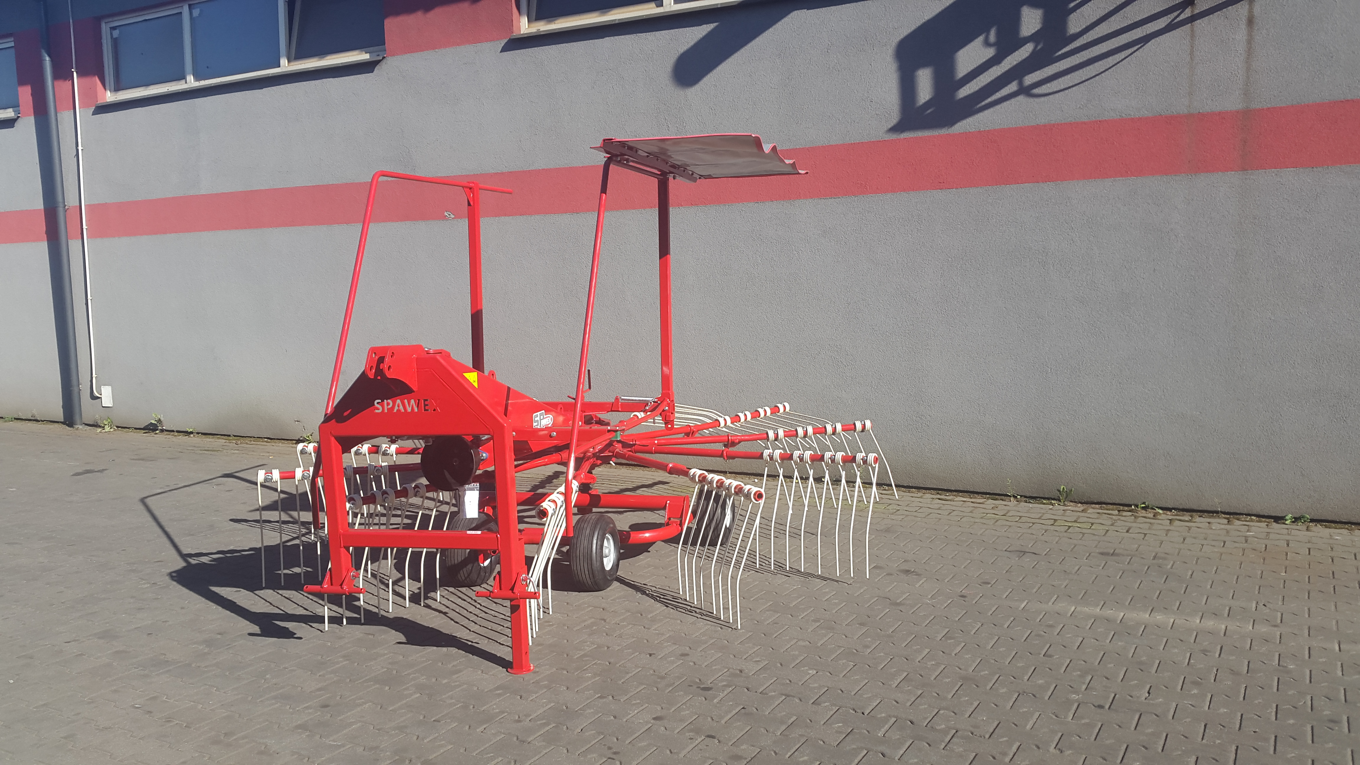 Spawex Kreiselschwader / Rake / Andaineur / Rastrillo / Rastrello / Zgrabiarka 4,5 m Spawex Kreiselschwader / Rake / Andaineur / Rastrillo / Rastrello / Zgrabiarka 4,5 m: صورة 7