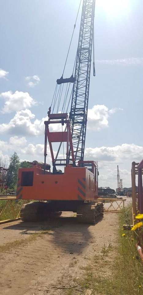 Hitachi KH-100 - رافعة مجنزرة: صورة 5 Hitachi KH-100 - رافعة مجنزرة: صورة 5