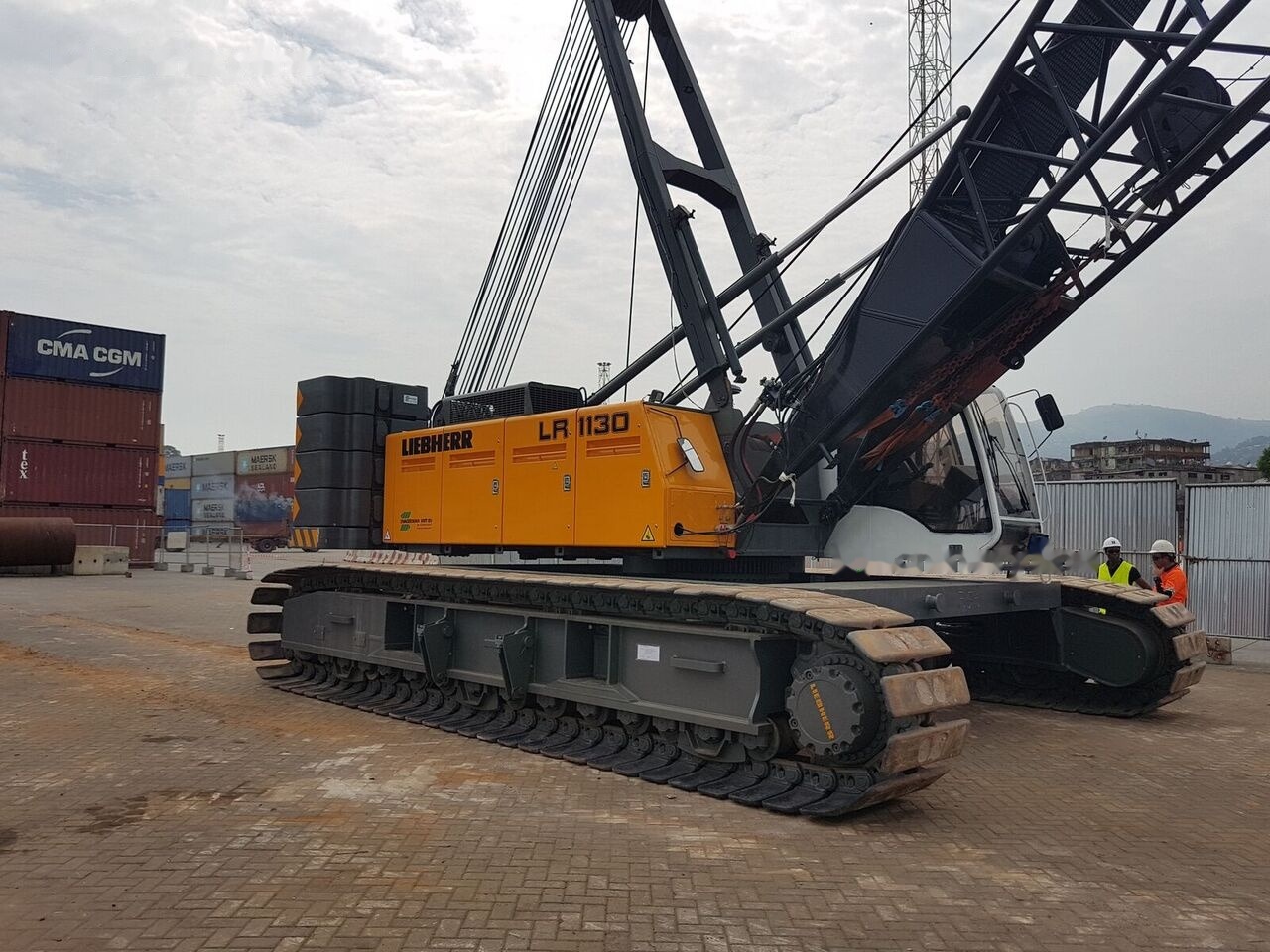 Liebherr LR 1130 - رافعة مجنزرة: صورة 3 Liebherr LR 1130 - رافعة مجنزرة: صورة 3