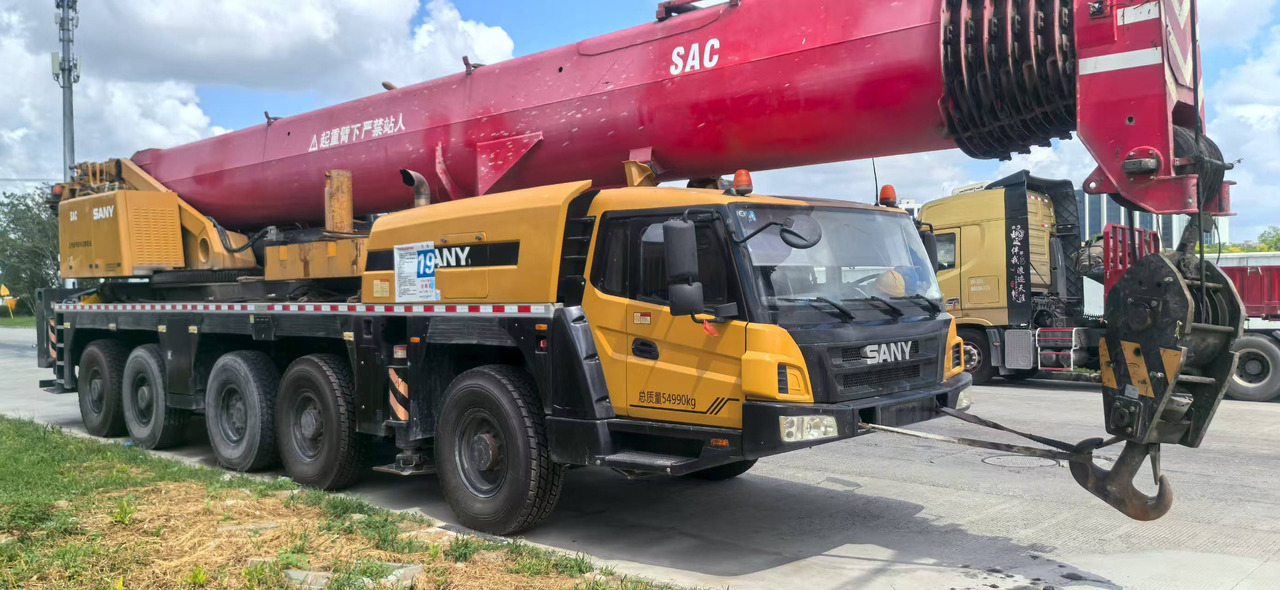 SANY SAC2000E 200tons - رافعة لجميع التضاريس: صورة 1 SANY SAC2000E 200tons - رافعة لجميع التضاريس: صورة 1