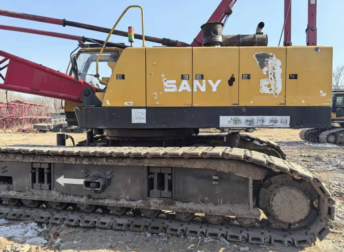 SANY SCC80 - رافعة مجنزرة: صورة 1 SANY SCC80 - رافعة مجنزرة: صورة 1
