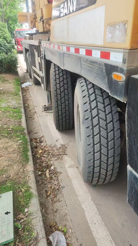 SANY STC800T5 - موبايل كرين: صورة 2 SANY STC800T5 - موبايل كرين: صورة 2