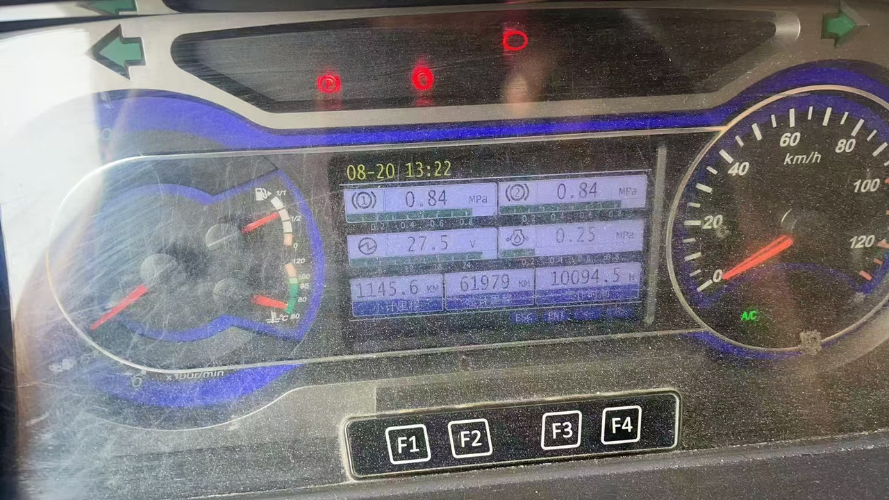 SANY STC800T6 - موبايل كرين: صورة 2 SANY STC800T6 - موبايل كرين: صورة 2