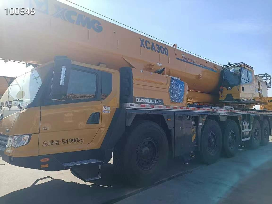 XCMG XCA300 - رافعة لجميع التضاريس: صورة 2 XCMG XCA300 - رافعة لجميع التضاريس: صورة 2