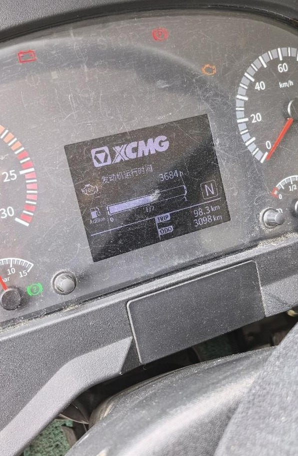 XCMG XCMG XCMG - موبايل كرين: صورة 2 XCMG XCMG XCMG - موبايل كرين: صورة 2