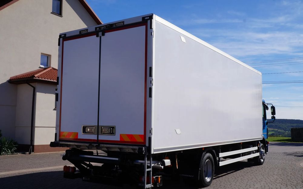MAN TGM 15.250 EURO 6 CHŁODNIA LAMBERET ŁAD 7.300 KG NISKI PRZEBIEG - شاحنة الفريزر: صورة 3 MAN TGM 15.250 EURO 6 CHŁODNIA LAMBERET ŁAD 7.300 KG NISKI PRZEBIEG - شاحنة الفريزر: صورة 3