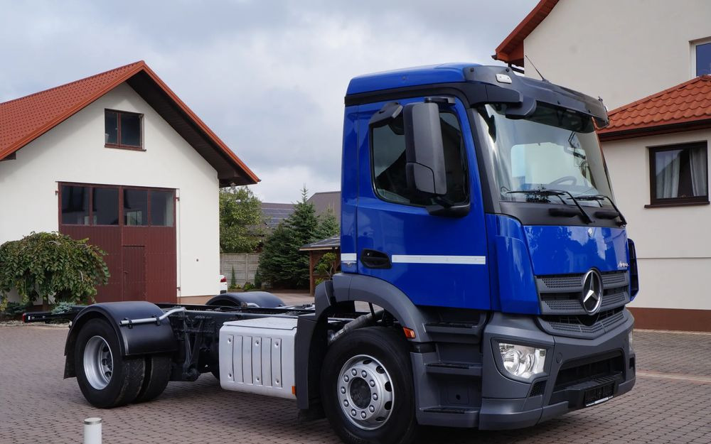 Mercedes-Benz ANTOS 1824 ACTROS EURO 6 RAMA DO ZABUDOWY ROZSTAW OSI 3.80M ANTOS 1830 1827 - شاحنة هيكل كابينة: صورة 3 Mercedes-Benz ANTOS 1824 ACTROS EURO 6 RAMA DO ZABUDOWY ROZSTAW OSI 3.80M ANTOS 1830 1827 - شاحنة هيكل كابينة: صورة 3