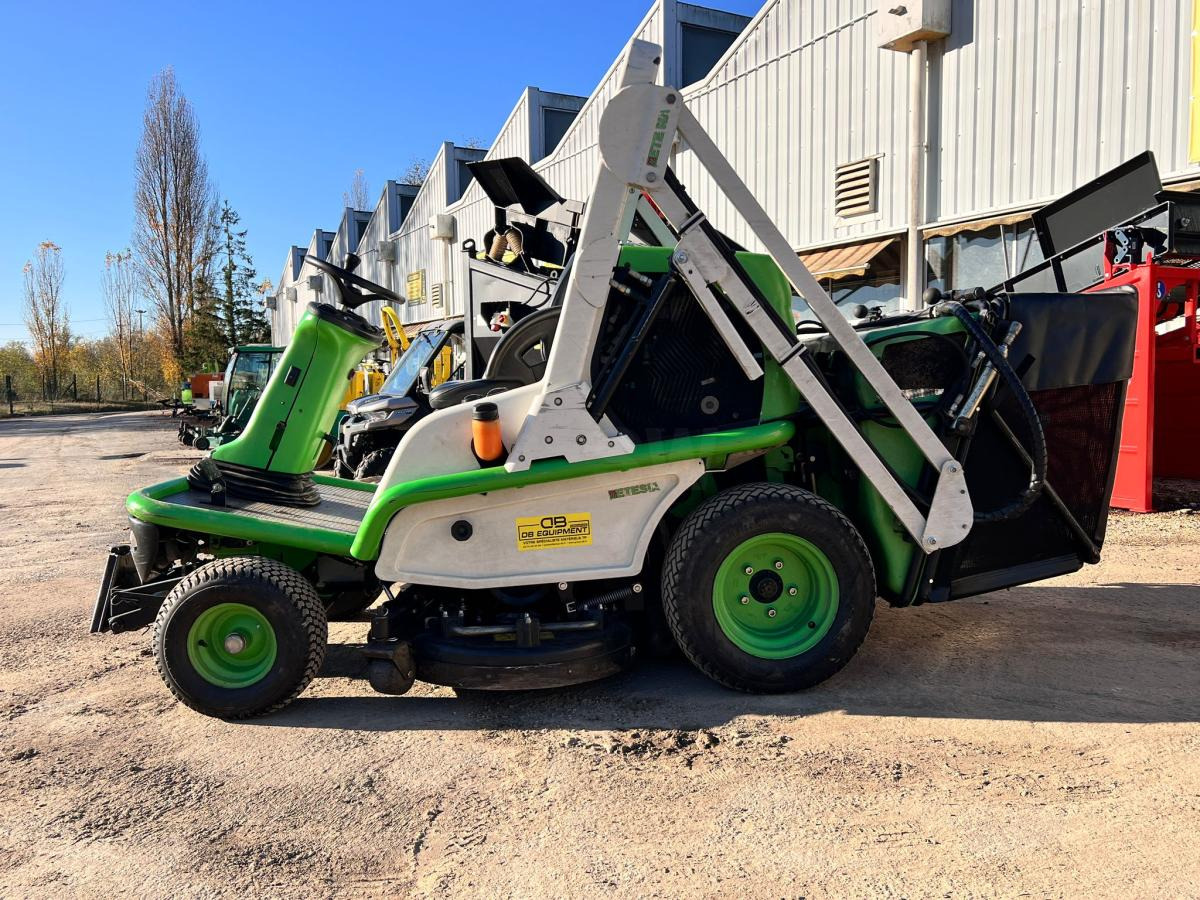 ETESIA HYDRO 124D Tondeuse autoportée 124cm - جزازة أعشاب الحدائق: صورة 2 ETESIA HYDRO 124D Tondeuse autoportée 124cm - جزازة أعشاب الحدائق: صورة 2