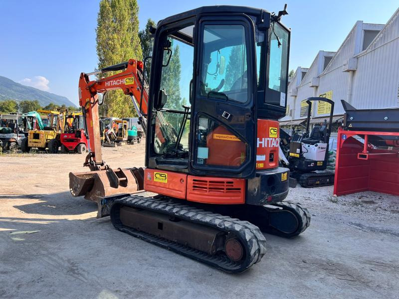 Hitachi ZX26U-5A MINI PELLE 2,7T - حفارة مُصَّغرة: صورة 2 Hitachi ZX26U-5A MINI PELLE 2,7T - حفارة مُصَّغرة: صورة 2