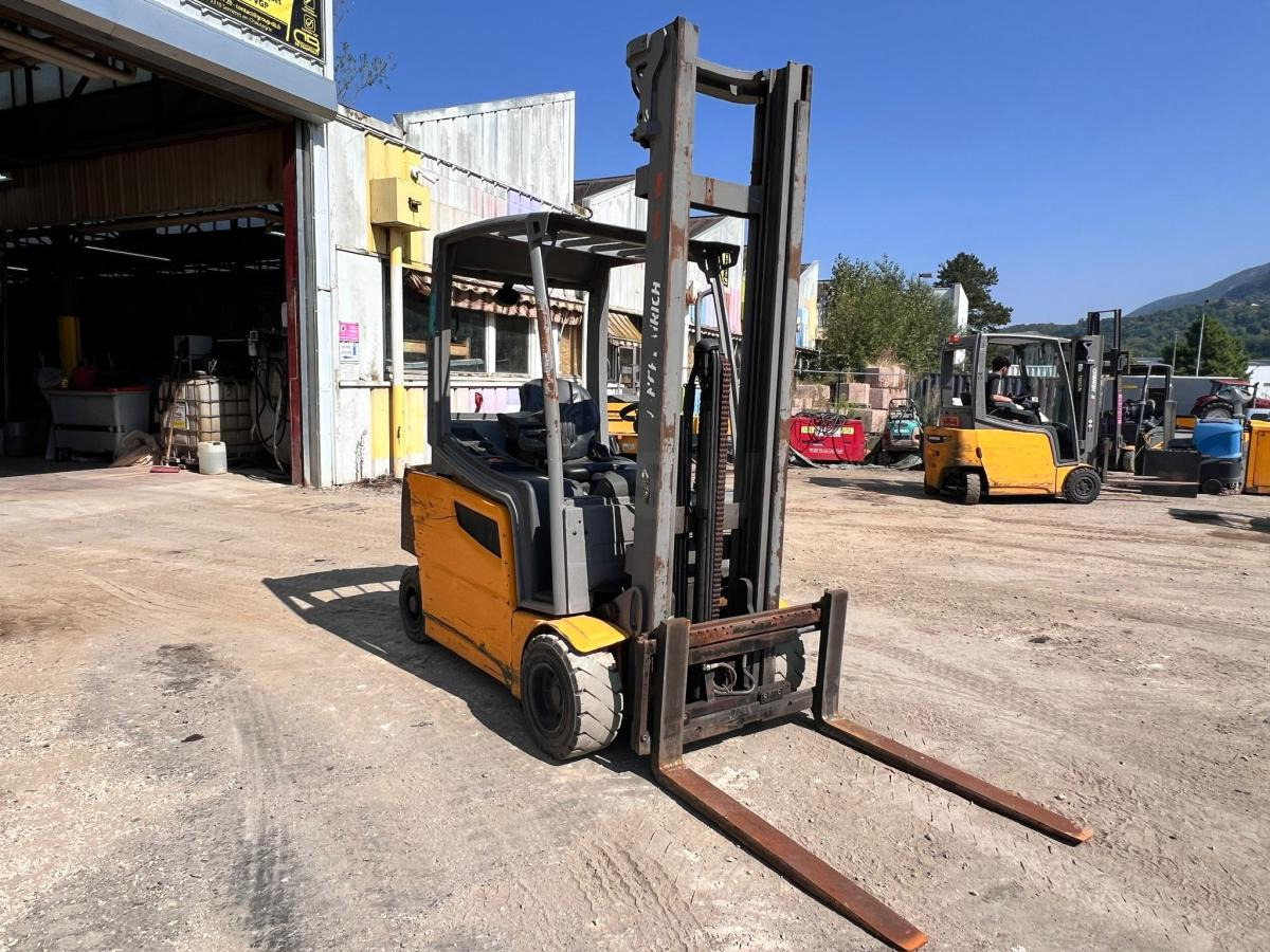 Jungheinrich EFG318 400ZZ Chariot élévateur électrique 1,8T - رافعة شوكية كهربائية: صورة 4 Jungheinrich EFG318 400ZZ Chariot élévateur électrique 1,8T - رافعة شوكية كهربائية: صورة 4