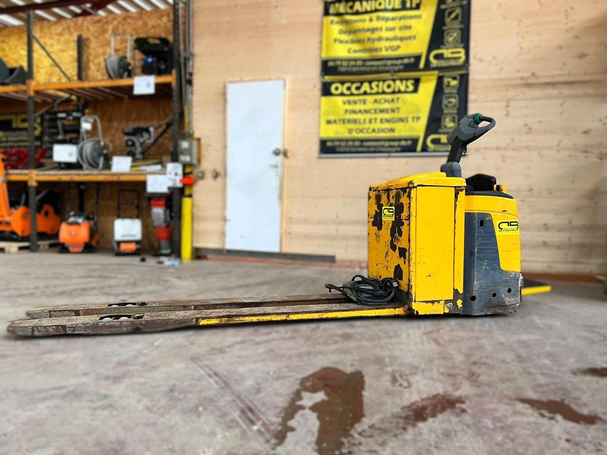 Jungheinrich ERE225 Gerbeur transpalette électrique - آلة التكديس: صورة 1 Jungheinrich ERE225 Gerbeur transpalette électrique - آلة التكديس: صورة 1