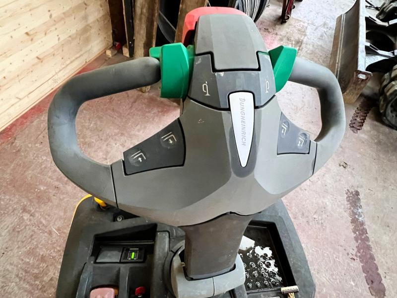 Jungheinrich ERE225 Gerbeur transpalette électrique - آلة التكديس: صورة 5 Jungheinrich ERE225 Gerbeur transpalette électrique - آلة التكديس: صورة 5