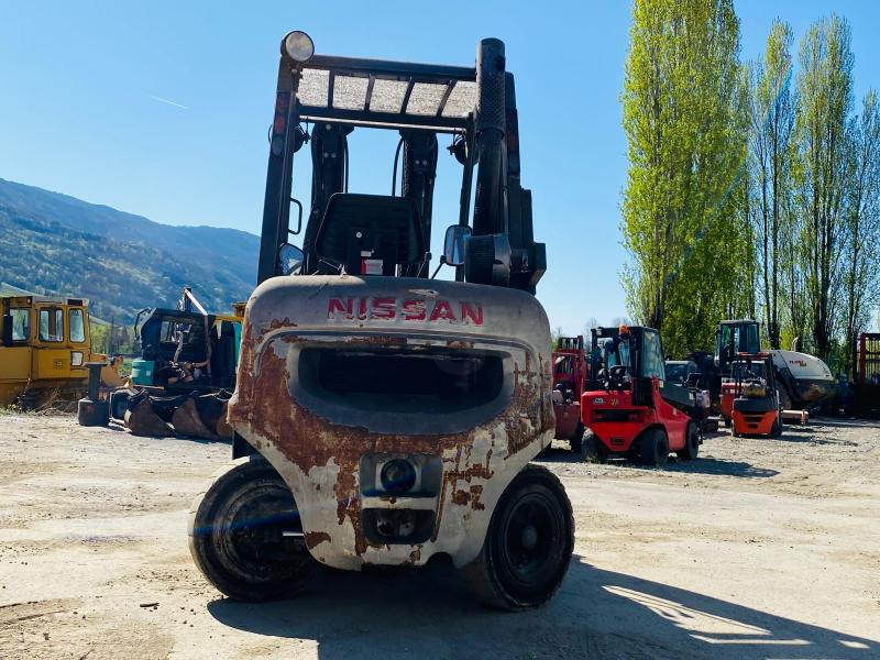NISSAN FGD02A30Q Chariot élévateur - رافعة شوكية ديزل: صورة 4 NISSAN FGD02A30Q Chariot élévateur - رافعة شوكية ديزل: صورة 4