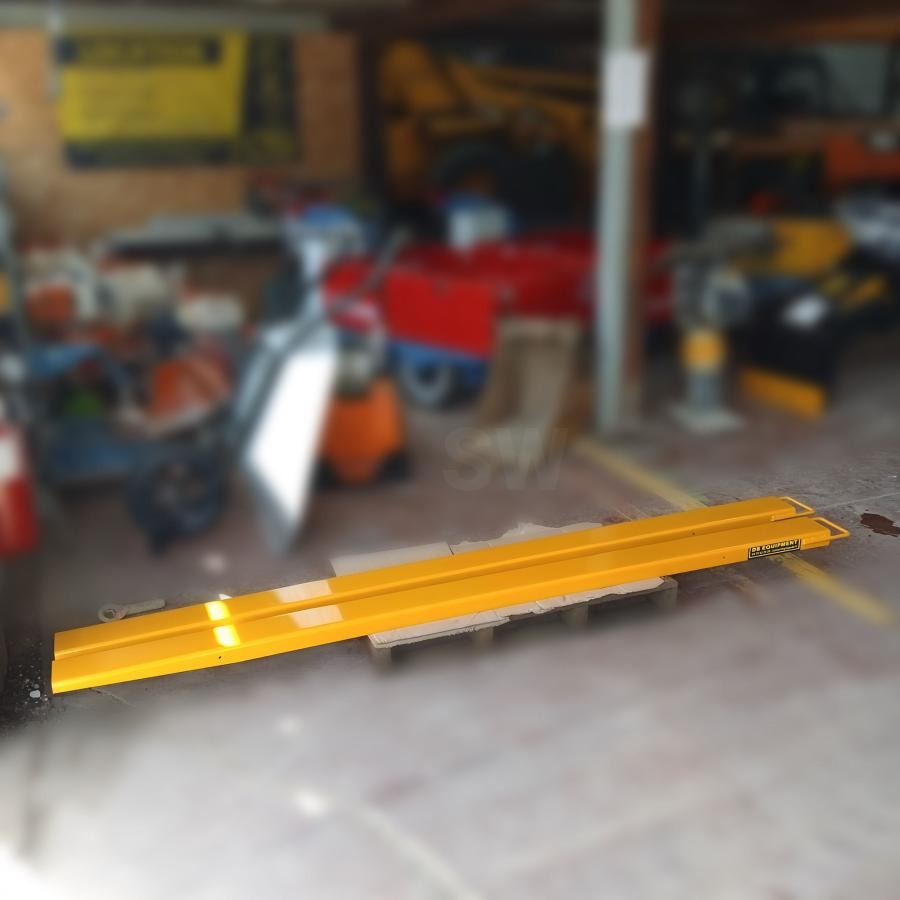 RALLONGES DE FOURCHES 243x11cm 1 PAIRE NEUVE - شوكة - معدات المناولة: صورة 3 RALLONGES DE FOURCHES 243x11cm 1 PAIRE NEUVE - شوكة - معدات المناولة: صورة 3