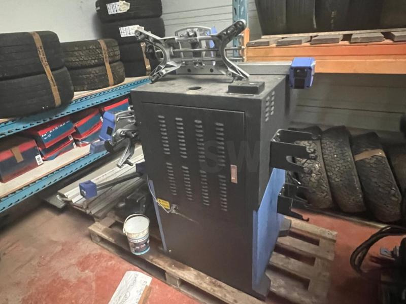 TWIN BUSCH TW115 Banc de géométrie - معدات الورش: صورة 1 TWIN BUSCH TW115 Banc de géométrie - معدات الورش: صورة 1