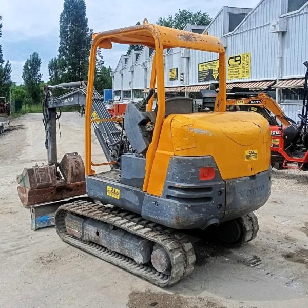 Volvo EC25 MINIPELLE 2,5T - حفارة مُصَّغرة: صورة 3 Volvo EC25 MINIPELLE 2,5T - حفارة مُصَّغرة: صورة 3