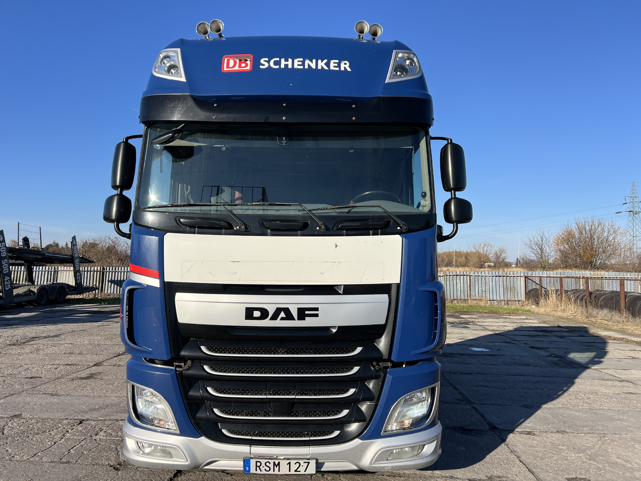 DAF XF510 - شاحنة نقل سيارات شاحنة: صورة 2 DAF XF510 - شاحنة نقل سيارات شاحنة: صورة 2