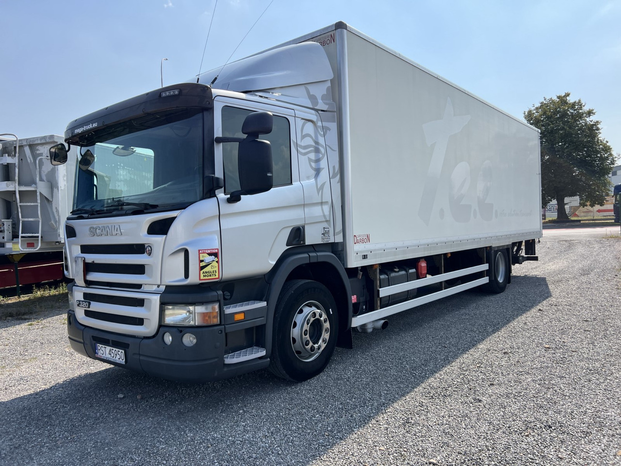 Scania P320 - شاحنات مسطحة: صورة 2 Scania P320 - شاحنات مسطحة: صورة 2