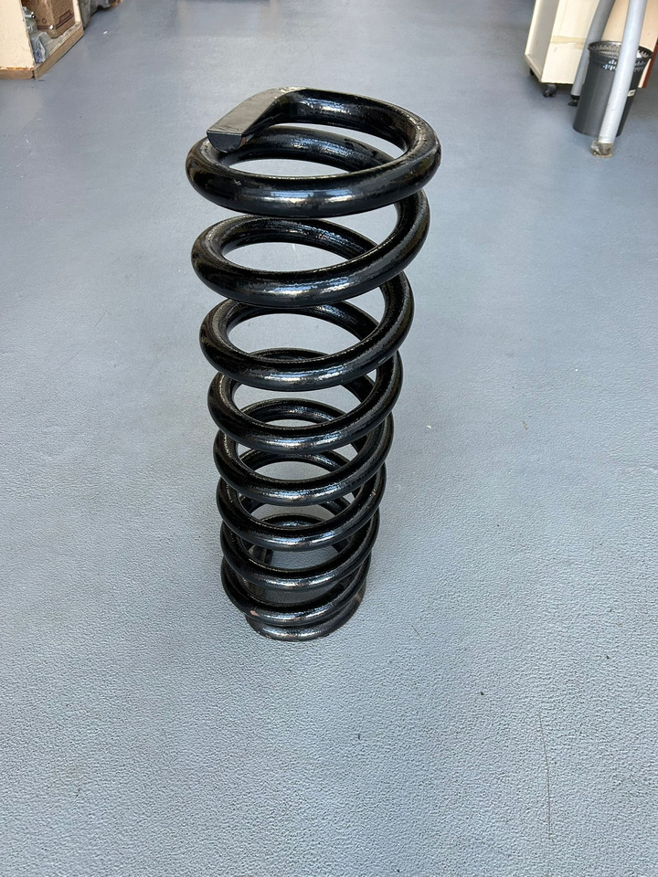 MAN KAT 1-8X8-6X6-4X4-REAR SPRING-OFF-ROAD TRUCK - قطع غيار: صورة 1 MAN KAT 1-8X8-6X6-4X4-REAR SPRING-OFF-ROAD TRUCK - قطع غيار: صورة 1