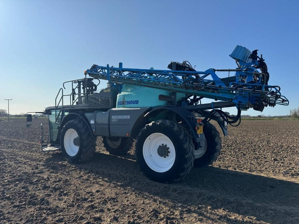 Berthoud Raptor 3240 24m - بخاخ ذاتية الدفع: صورة 2 Berthoud Raptor 3240 24m - بخاخ ذاتية الدفع: صورة 2