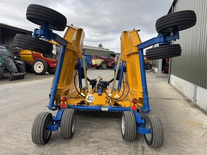 Bomford Triwing 6000 Topper - التقطيع جزازة/ ماكينات قطع الحشائش: صورة 3 Bomford Triwing 6000 Topper - التقطيع جزازة/ ماكينات قطع الحشائش: صورة 3