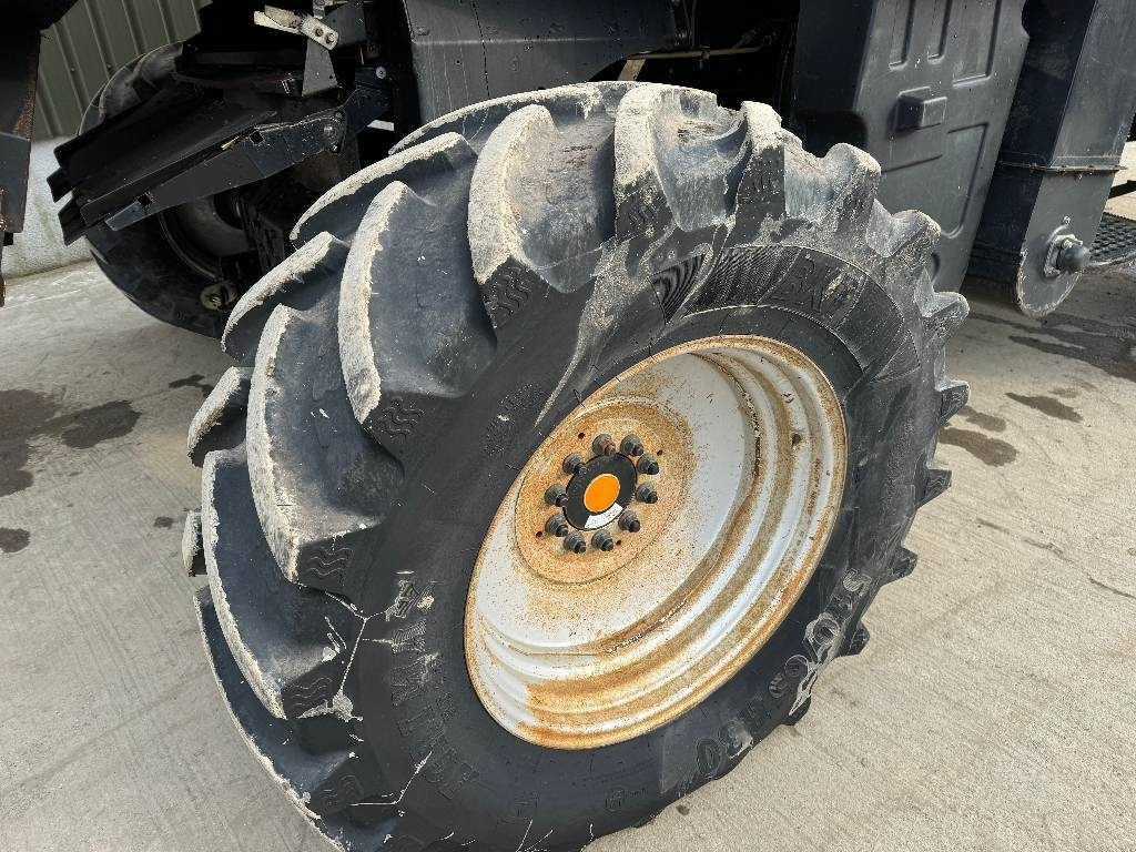 Case IH Axial Flow AFX 8010 - حصادة موحَّدة: صورة 5 Case IH Axial Flow AFX 8010 - حصادة موحَّدة: صورة 5