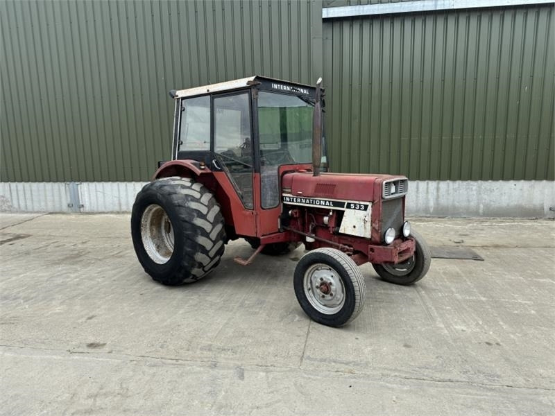 International 533 Tractor - جرار: صورة 3 International 533 Tractor - جرار: صورة 3