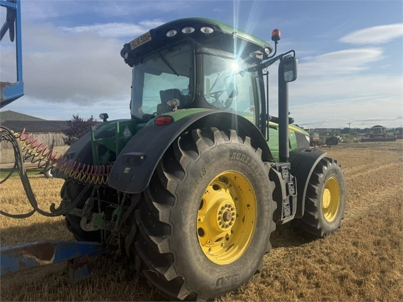 John Deere John Deere 7230R - جرار: صورة 2 John Deere John Deere 7230R - جرار: صورة 2