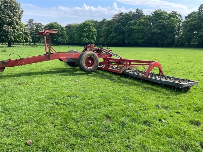 K-Two AE-RO II 9.6 Meter Grassland Aerator - معدات الحدائق: صورة 3 K-Two AE-RO II 9.6 Meter Grassland Aerator - معدات الحدائق: صورة 3