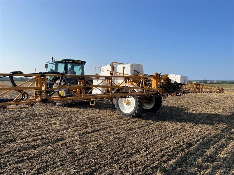 Knight 28m 3800L Trailed Sprayer **Video Below** - بخاخ مركب على الجرار: صورة 3 Knight 28m 3800L Trailed Sprayer **Video Below** - بخاخ مركب على الجرار: صورة 3