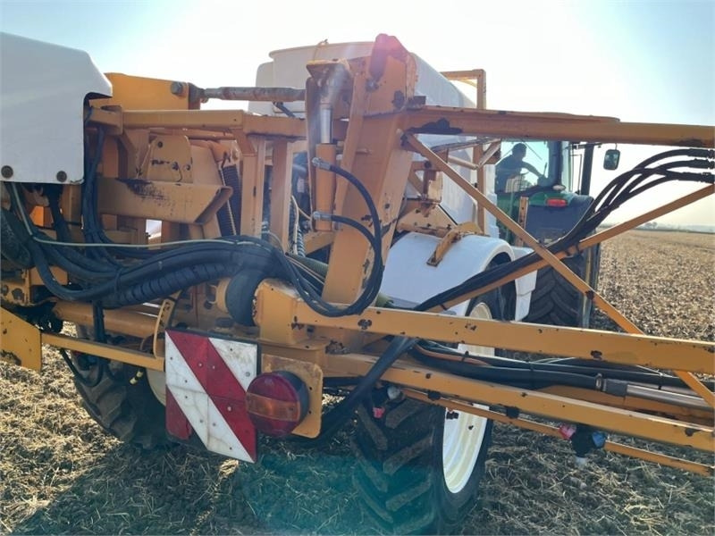 Knight 28m 3800L Trailed Sprayer **Video Below** - بخاخ مركب على الجرار: صورة 4 Knight 28m 3800L Trailed Sprayer **Video Below** - بخاخ مركب على الجرار: صورة 4
