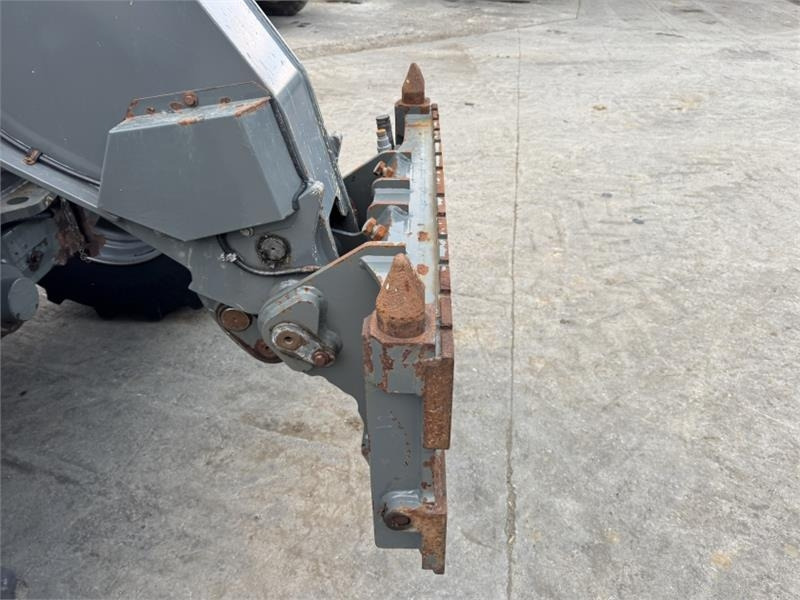 Kramer KT 407 Pickup Hitch and Headstock - رافعة تلسكوبية: صورة 3 Kramer KT 407 Pickup Hitch and Headstock - رافعة تلسكوبية: صورة 3