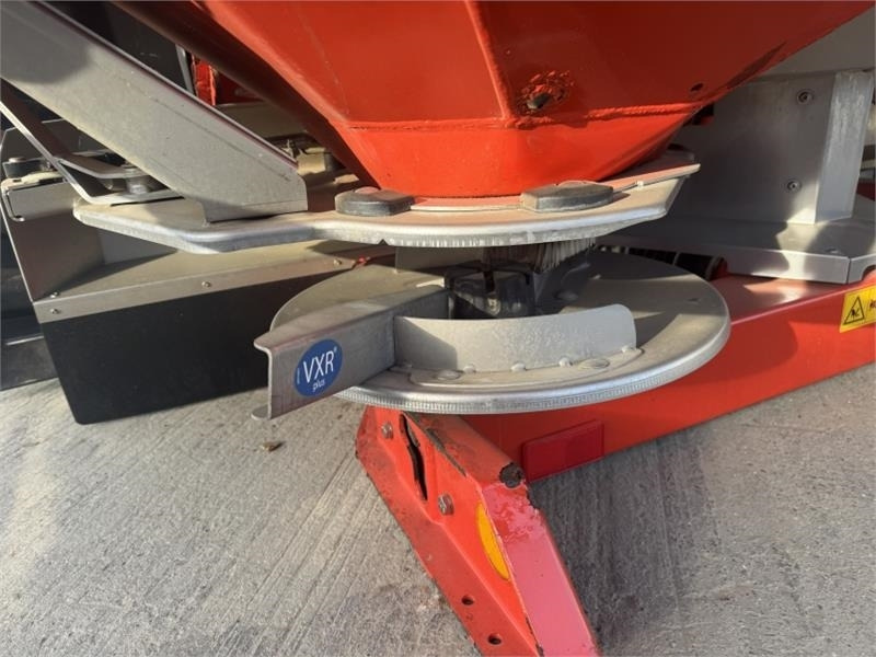 آلة رش السماد Kuhn Axis 30.1 Fert Spreader: صورة 8