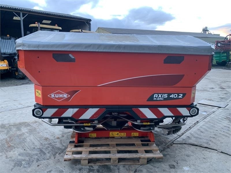 Kuhn Axis 40.2 M-EMC Fert Spreader  - آلة رش السماد: صورة 4 Kuhn Axis 40.2 M-EMC Fert Spreader  - آلة رش السماد: صورة 4